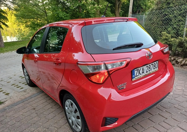 Toyota Yaris cena 31500 przebieg: 179500, rok produkcji 2015 z Gdynia małe 154